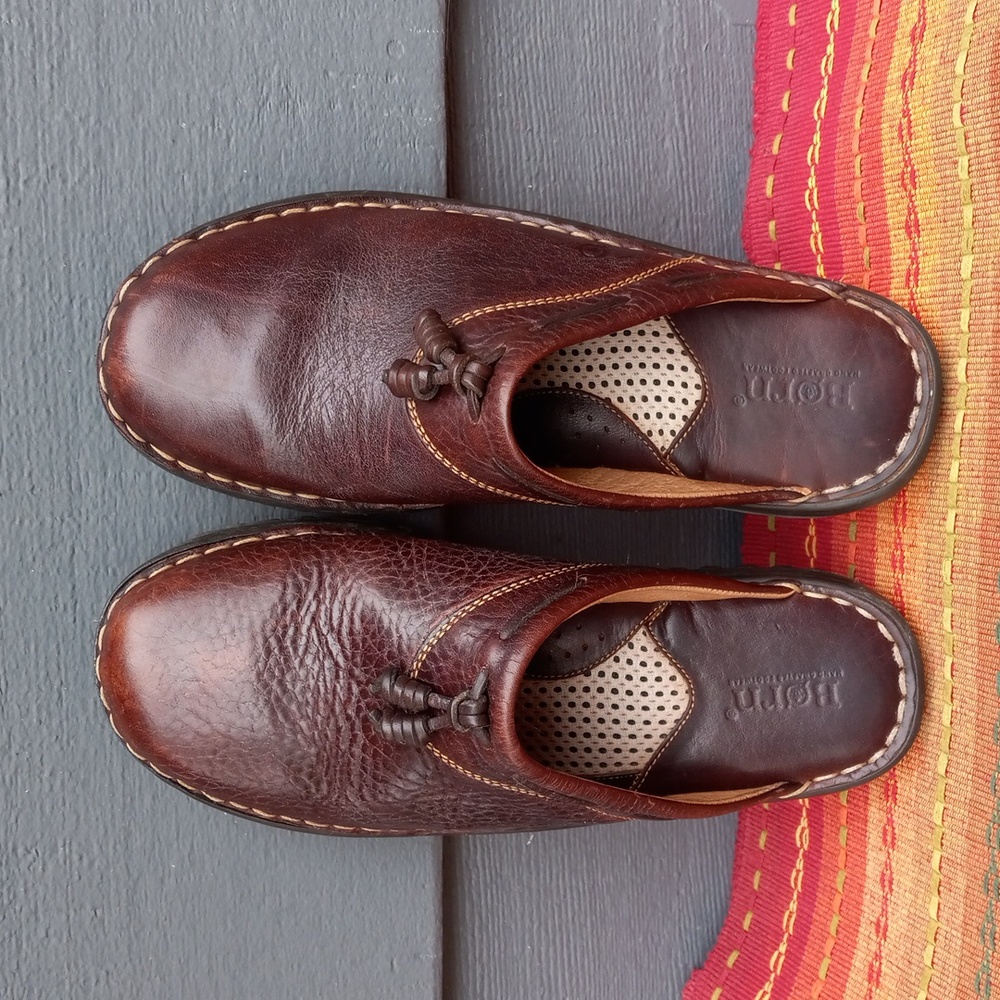 Born Clogs